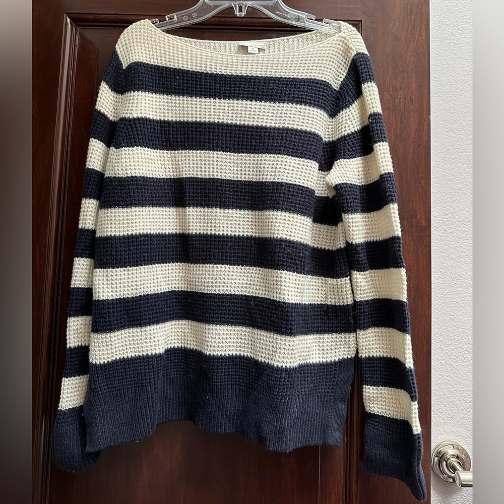 Gap Navy Blue and White Stripped Waffleknit Sweater